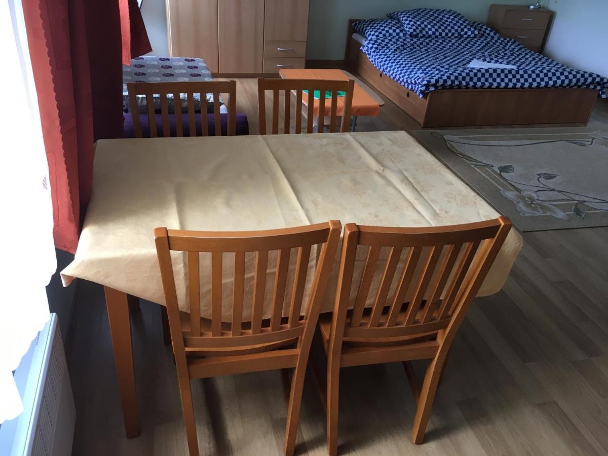 Apartmany Smrecie Bukovina  エクステリア 写真