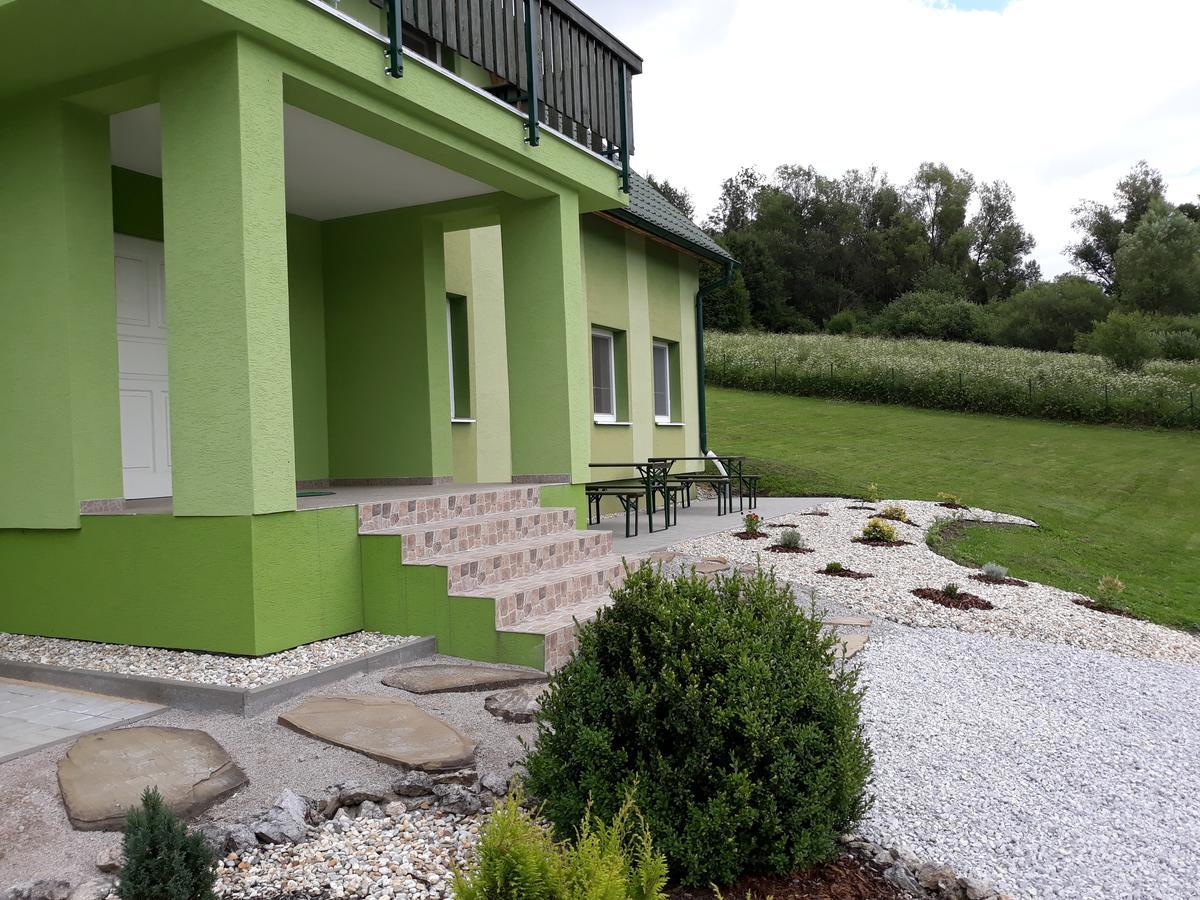 Apartmany Smrecie Bukovina  エクステリア 写真